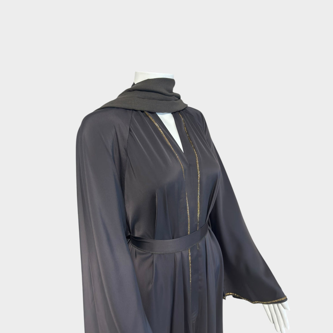 Elegante Abaya in Anthrazit mit goldenen Akzenten - Abaya Couture