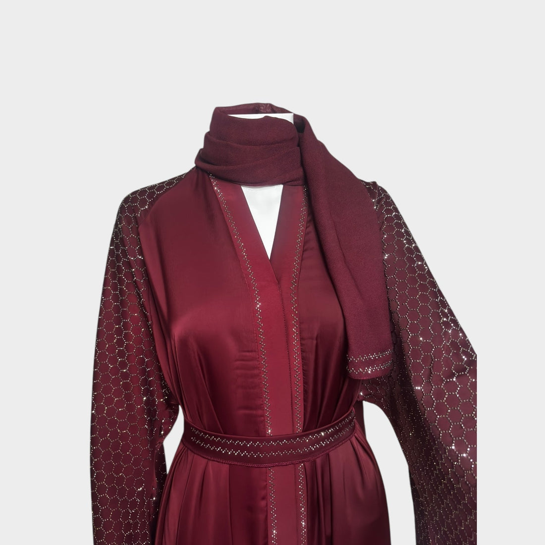 Elegante Abaya in Bordeauxrot mit zarten Ärmeln - Abaya Couture