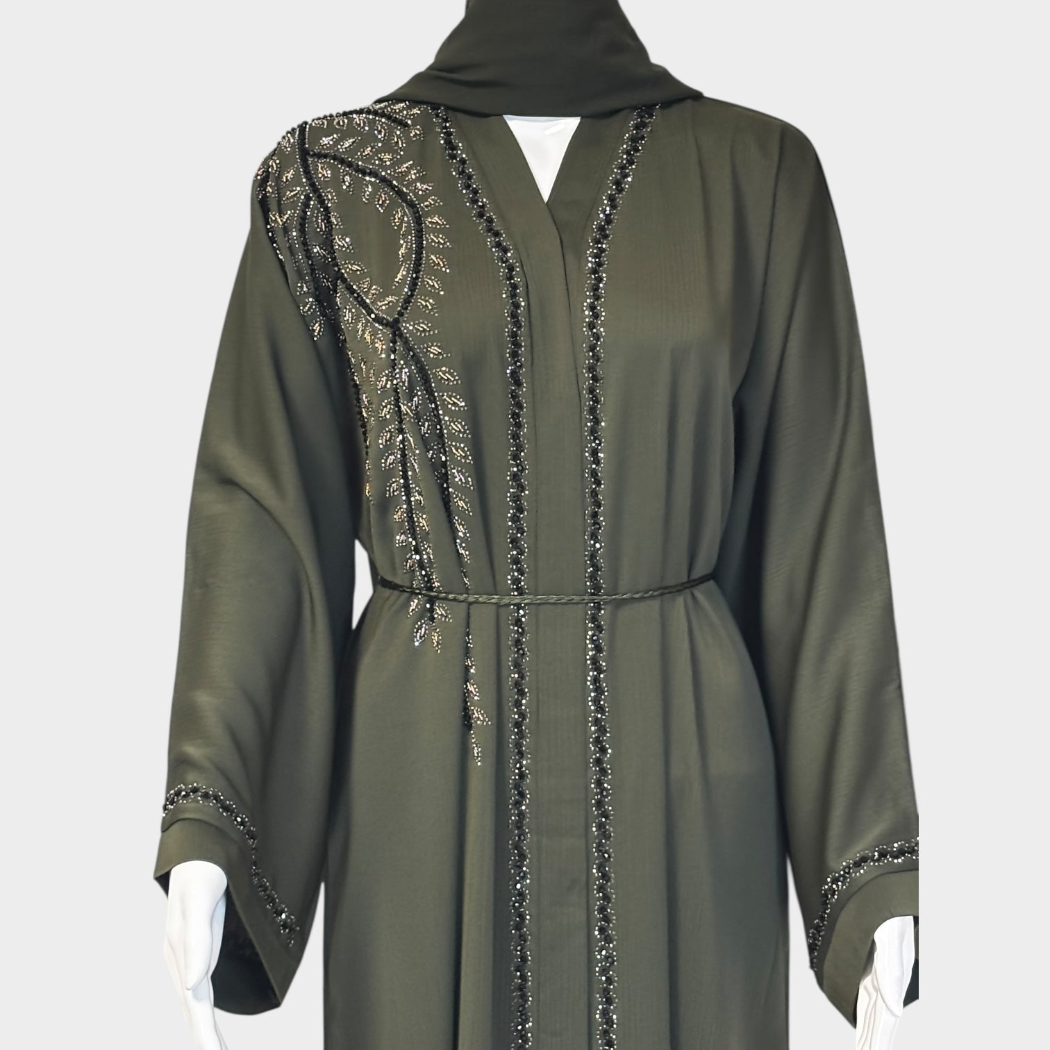 Elegante Abaya in Dunkelgrün mit kunstvoller Stickerei - Abaya Couture