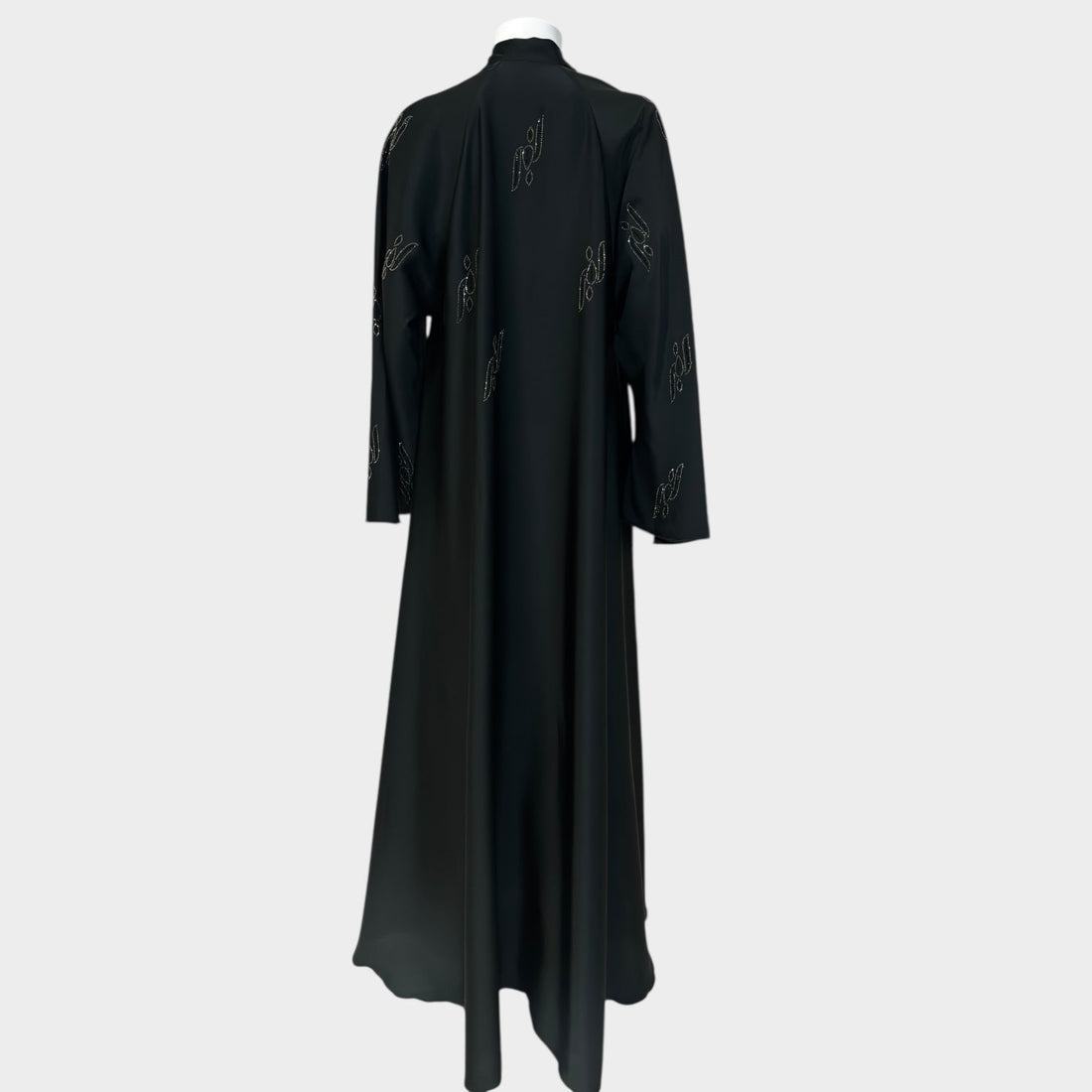 Elegante Abaya in Dunkelgrün mit raffinierter Stickerei und Gürtel - Abaya Couture
