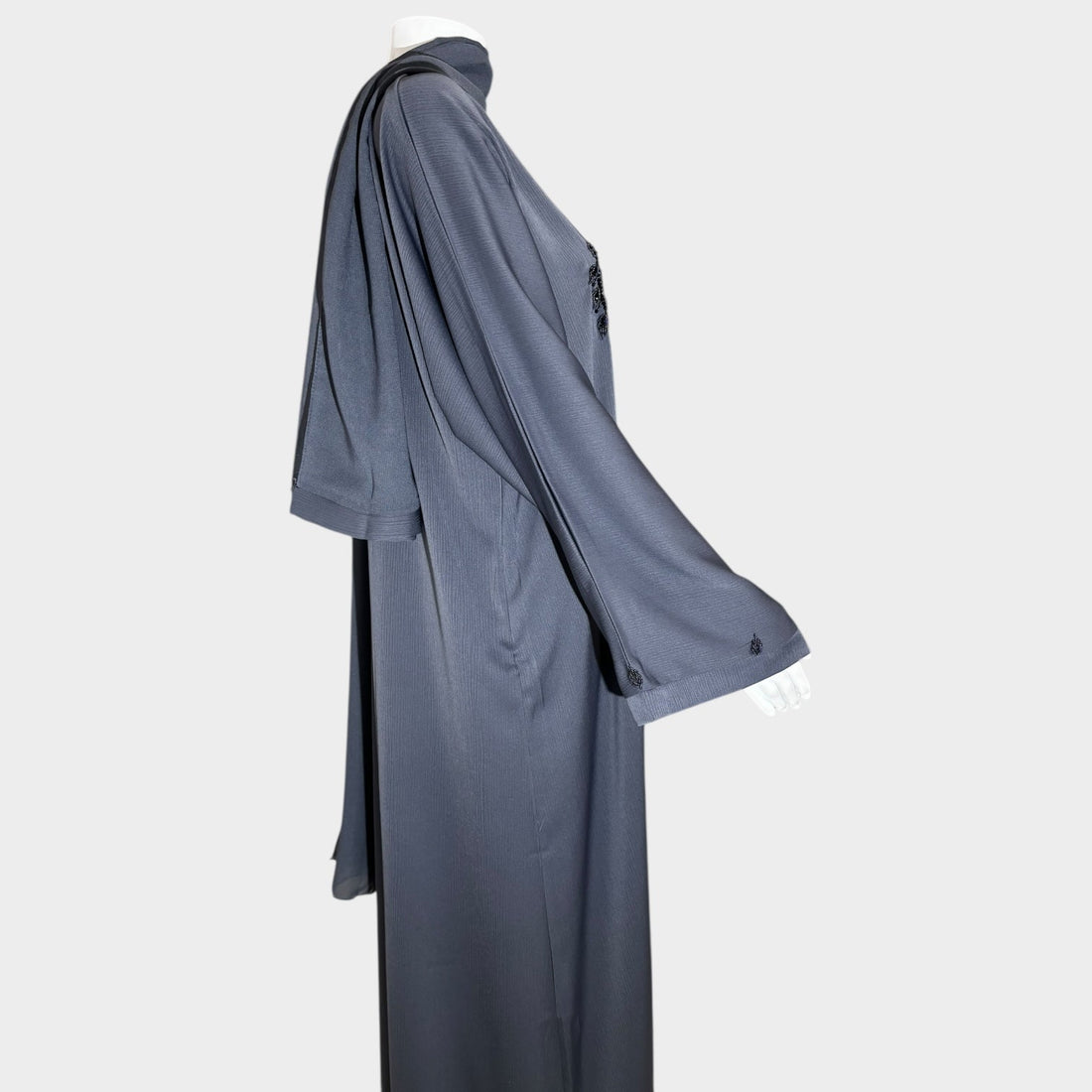 Elegante Abaya in Grau mit floraler Stickerei - Abaya Couture