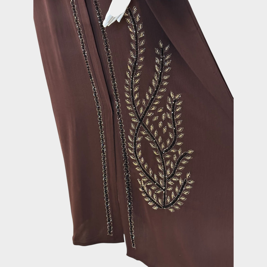 Elegante Abaya in Schokoladenbraun mit filigraner Stickerei - Abaya Couture