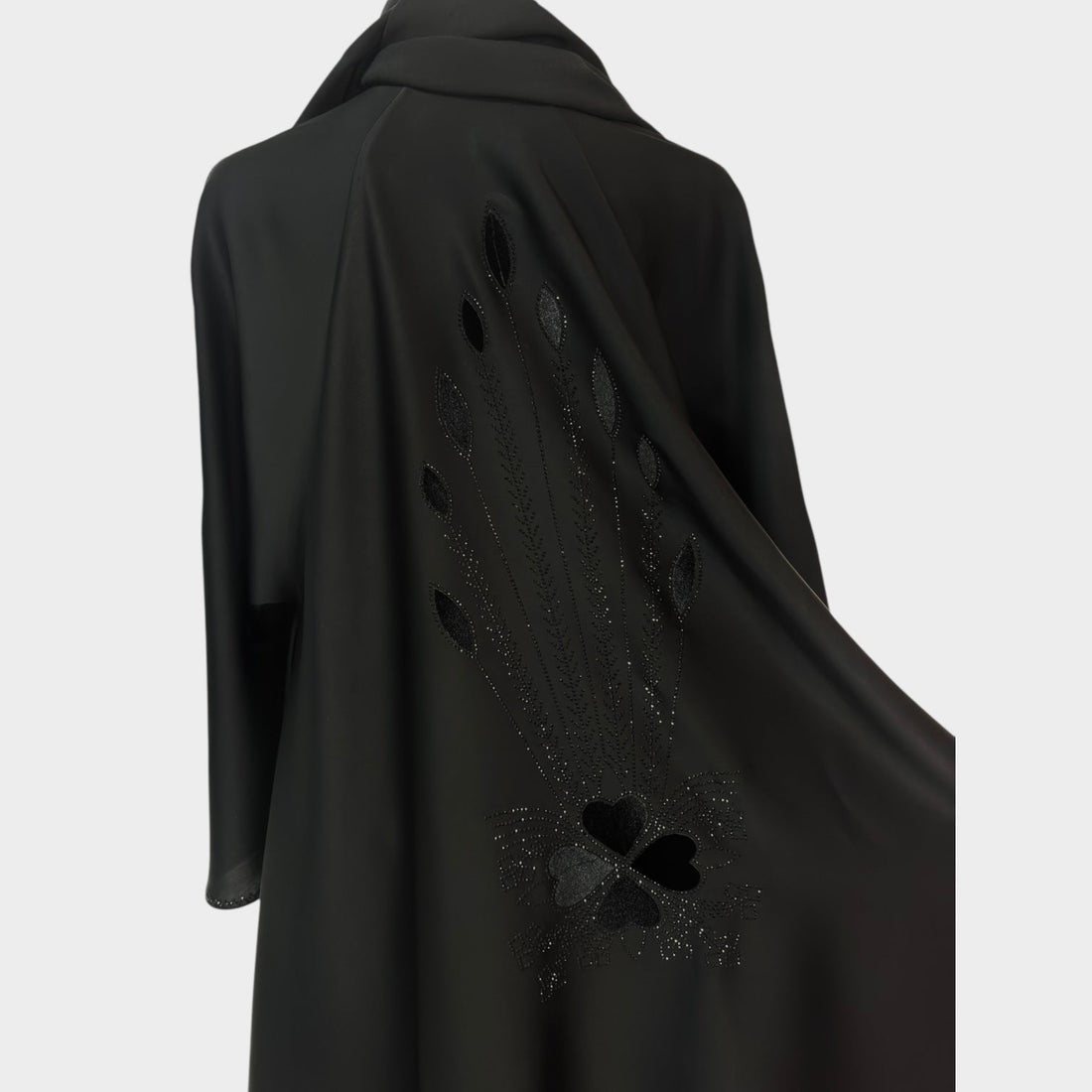 Elegante Abaya in Schwarz mit filigraner Stickerei - Abaya Couture
