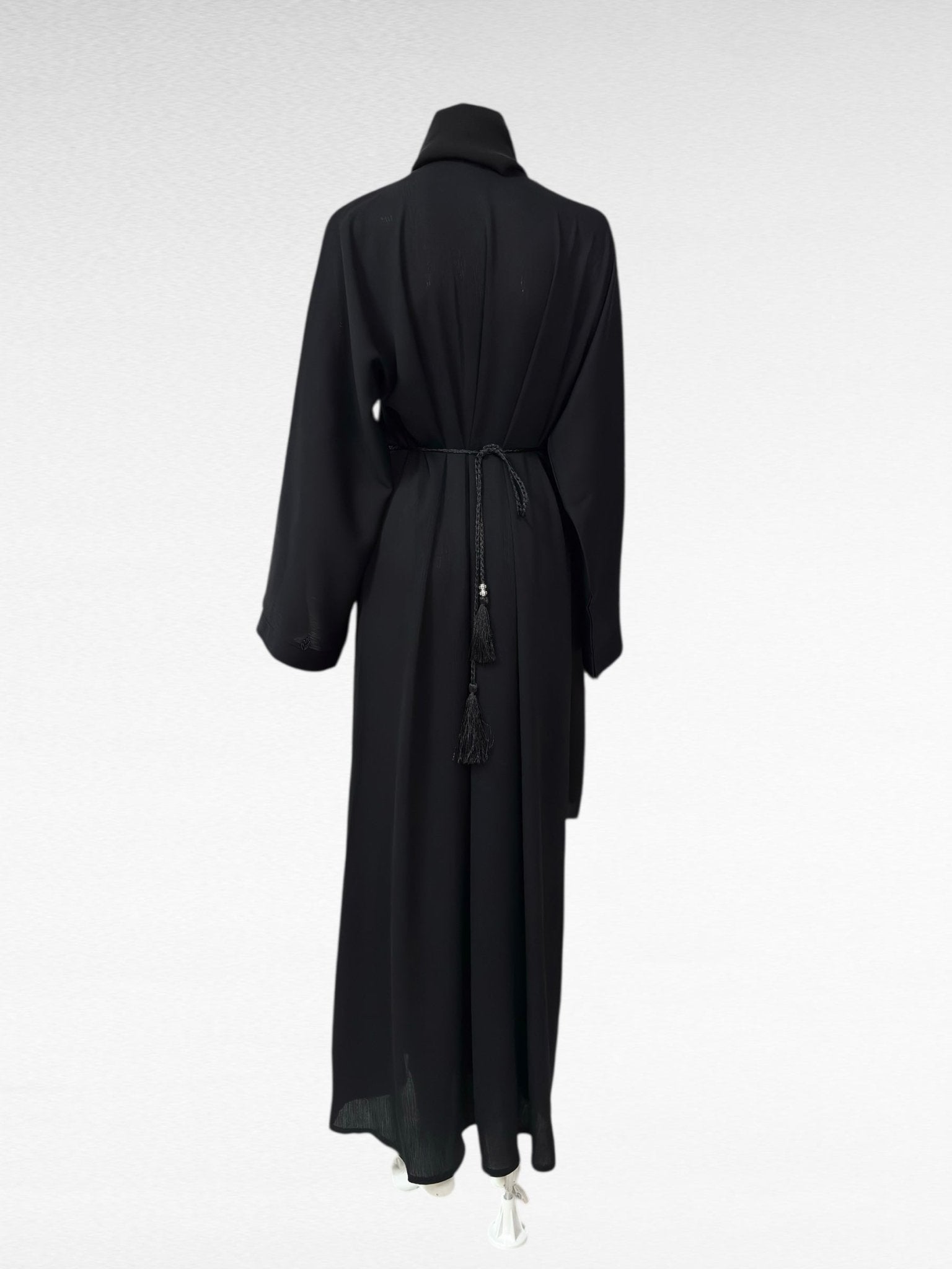 Elegante Abaya in Schwarz mit kunstvollen Details - Abaya Couture