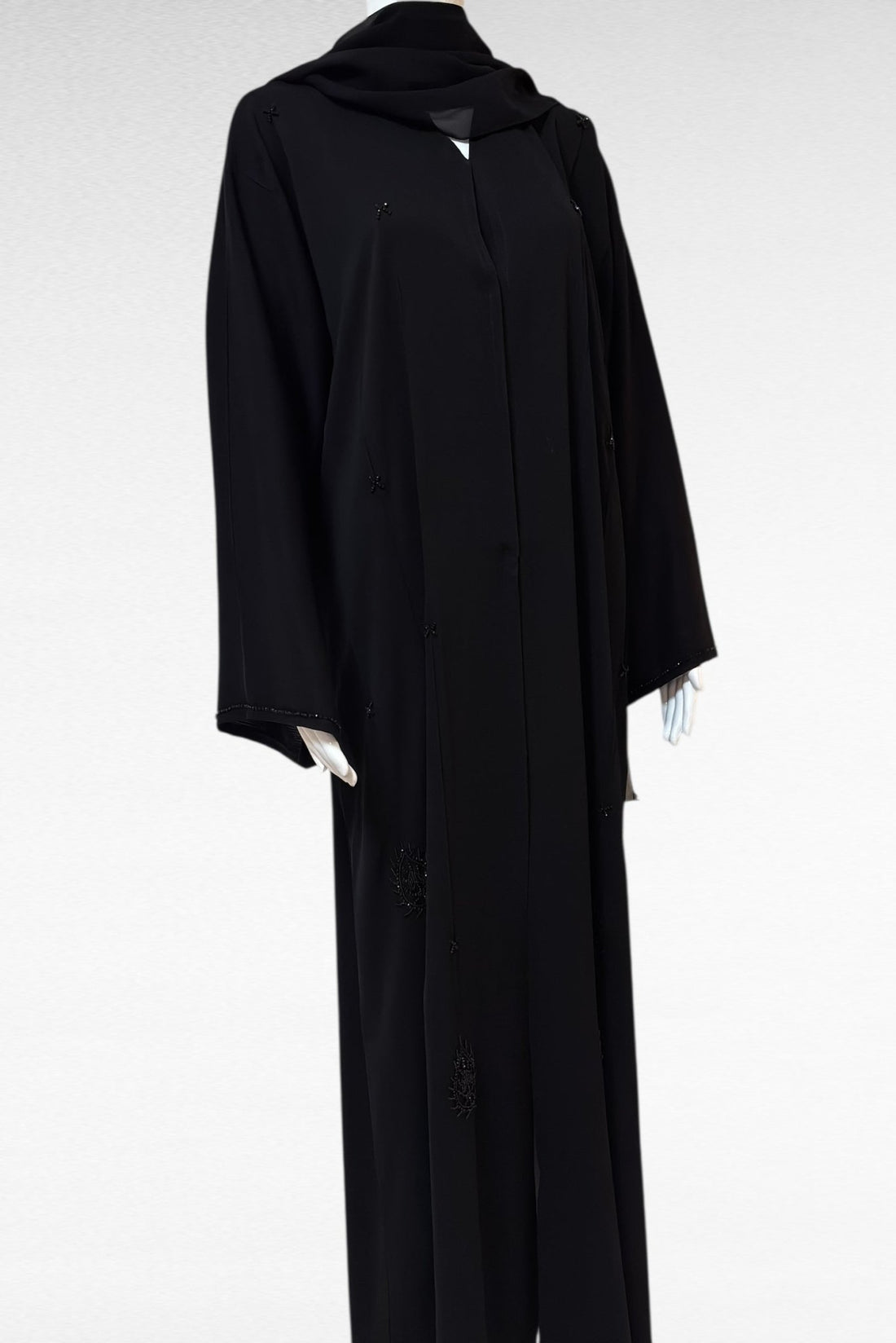Elegante schwarze Abaya mit feinen Details - Abaya Couture