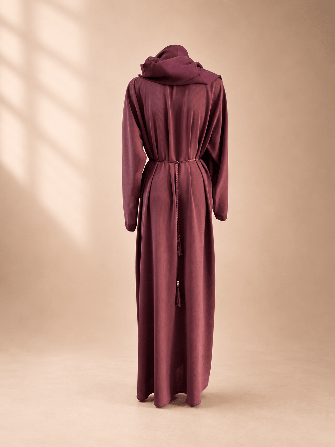 Elegante Slip - On Luxus - Dubai Abaya mit feiner Stickerei – Mauve - Abaya Couture