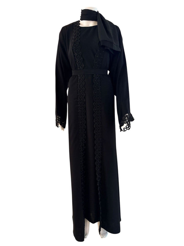 Elegante Zweiteilige Schwarze Abaya mit Hijab und Gürtel - Abaya Couture