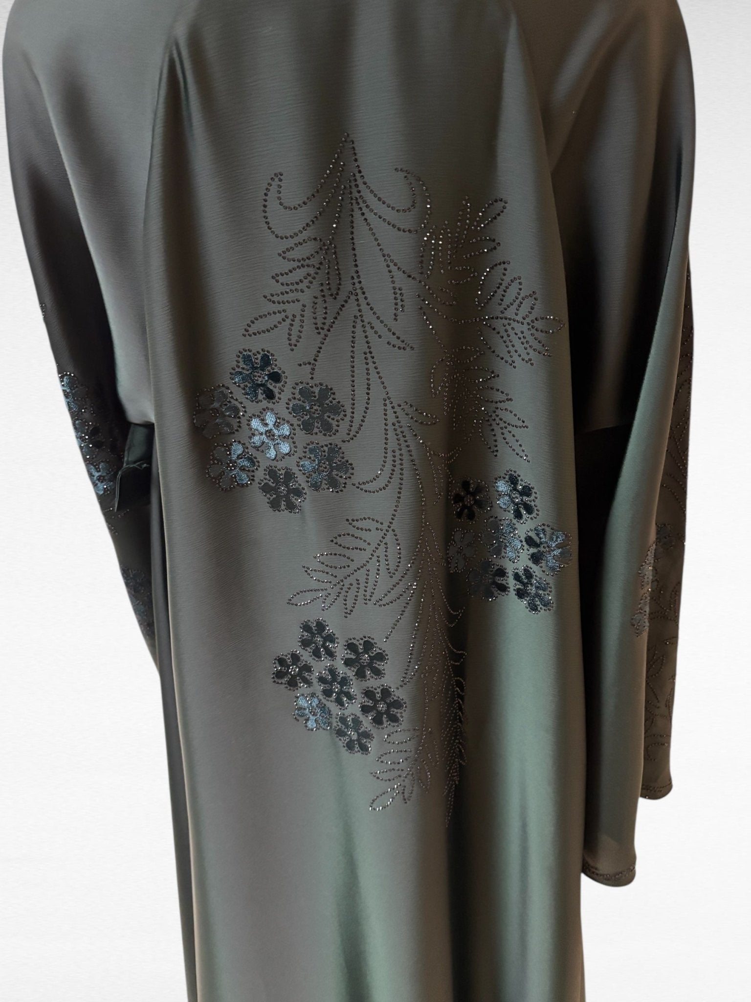 Elegante Abaya mit feinen Verzierungen in tiefem grün - Abaya Couture