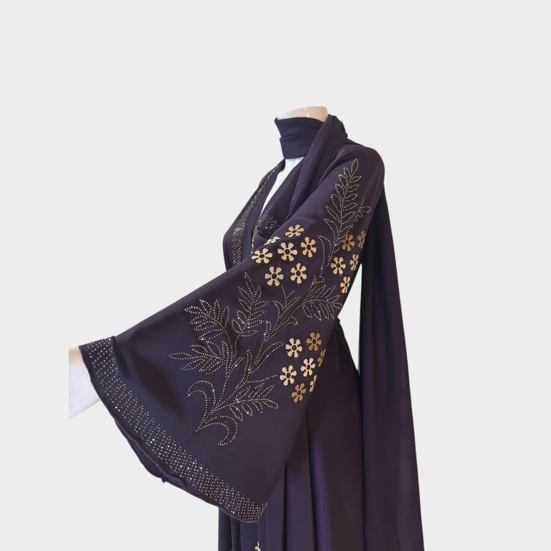 Luxus - Violett Abaya mit goldenen Blumenapplikationen - Abaya Couture