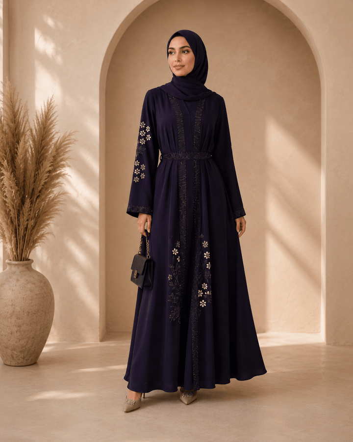 Luxus-Violett Abaya mit goldenen Blumenapplikationen - Abaya Couture