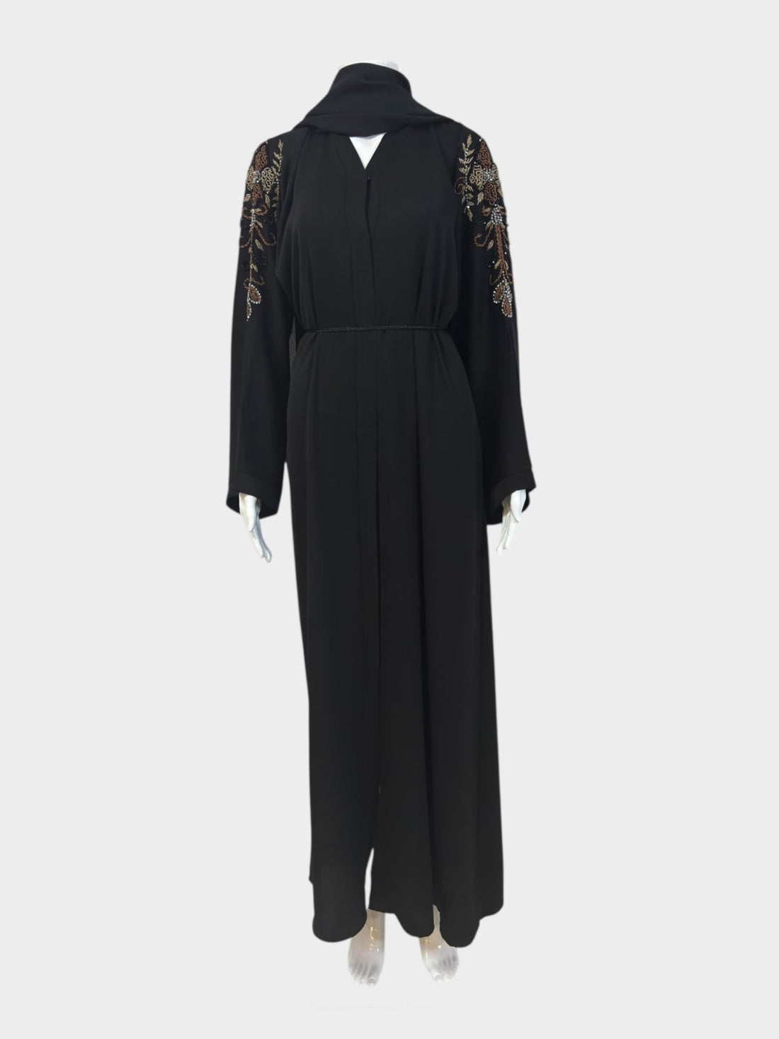 Schwarze Abaya mit aufwändiger Perlen - und Metallstickerei - Abaya Couture